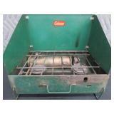 VINTAGE COLEMAN 435B PROPANE STOVE.