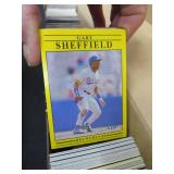 BOX OF 1993 BASEBALL CARDS
