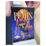 BOX OF 1993 BASEBALL CARDS