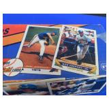 COMPLETE SET 1993 TOPPS BASEBALL CARDS SERIES 1 & 2 DRAFT PICK #92 JETER