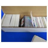 2 BOXES OF MIXED BASEBALL CARDS.