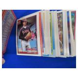 2 BOXES OF MIXED BASEBALL CARDS.