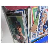 MIXED CARDS WITH BASKETBALL COLLECTORS TRADING CARD BOOK  / BIG NAMES