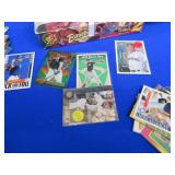 MIXED CARDS WITH BASKETBALL COLLECTORS TRADING CARD BOOK  / BIG NAMES