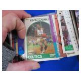 BASKET BALL CARDS "MAGIC" AND MORE.