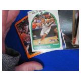BASKET BALL CARDS "MAGIC" AND MORE.