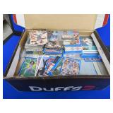 LARGE BOX OF MIXED YEAR BASEBALL CARDS.
