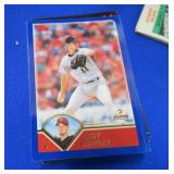 BASEBALL CARDS  70