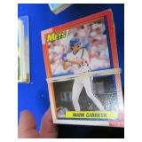 BASEBALL CARDS  70