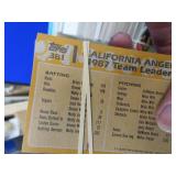 BASEBALL CARDS  70