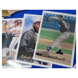 2 BOXES OF BASEBALL CARDS