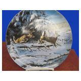 8 NUMBERED COLLECTOR PLATES IN SEPARATE DRAWERED CASE.