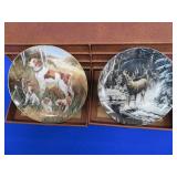 8 NUMBERED COLLECTOR PLATES IN SEPARATE DRAWERED CASE