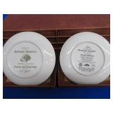 8 NUMBERED COLLECTOR PLATES IN SEPARATE DRAWERED CASE