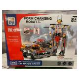 New 292 Piece Tank Two Robot Erector Set