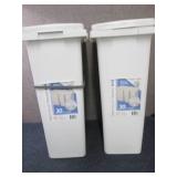 Lot of 2 Interlocking- 30 L Covered...