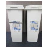Lot of 2 Interlocking- 30 L Covered...