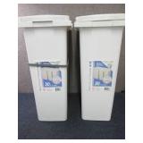 Lot of 2 Interlocking- 30 L Covered...
