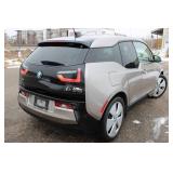 2015 BMW i3 - PLUG IN ELECTRIC VEHICLE WITH GAS GENERATOR