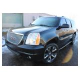 2007 GMC Yukon XL 1500 Denali - AWD - LOADED