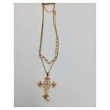 GOLD NECKLACE WITH RHINESTONES AND PEARLS