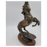 HORSE STATUE ON WOODEN BASE