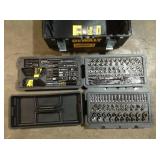 Dewalt 226 pc. mechanics tools set with Carryng case see pictures