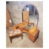 1930s Art Deco Bedroom Vanity