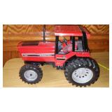 International 5288 Tractor