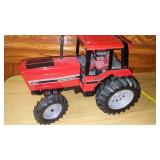 International 5288 Tractor