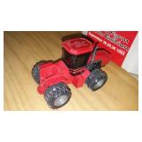 ERTL CASE IH 1993 Farm Show Edition.