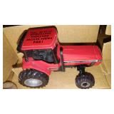 ERTL Case IH 1994 Farm Show Edition Tractor in box and Packing.
