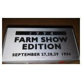 ERTL Case IH 1994 Farm Show Edition Tractor in box and Packing.