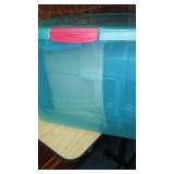 Totes with Covers (4)