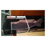 Daisy 35 Shot Repeater Pellet Gun in Box