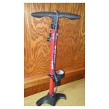 Schwinn Hand Pump with Gauge.