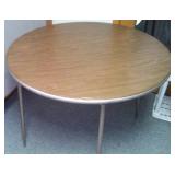 40 in. Round Card Table. Samsonite