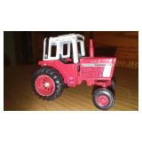 International 1086  RARE.