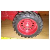 Farmall 806 Scale Tractor