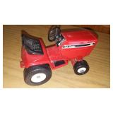 Cub Cadet 682 Scale Tractor