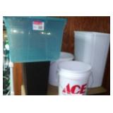 Rubbermaid Tote, Buckets and Garbage Bins (2)