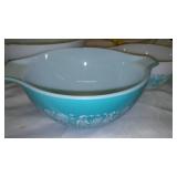 Vintage Pyrex Set Of 3 Bowls
