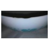 Vintage Pyrex Set Of 3 Bowls