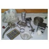 Vintage Kitchen Collectibles