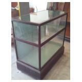 Vintage Retail Glass Display - Very Nice.