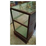 Vintage Retail Glass Display - Very Nice.