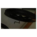 2 Spinning Wheel Wheels