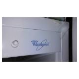 Whirlpool Side by side Refrigerator, water & ice in door. Fabulous.