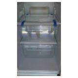 Whirlpool Side by side Refrigerator, water & ice in door. Fabulous.