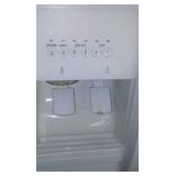 Whirlpool Side by side Refrigerator, water & ice in door. Fabulous.